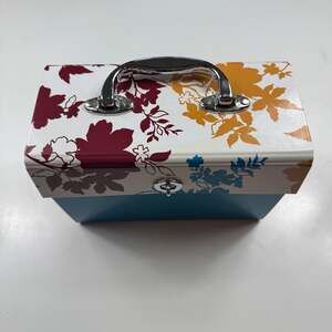 Staples Floral Expanding Accordion File Box Organizer with Metal Handle and Turn